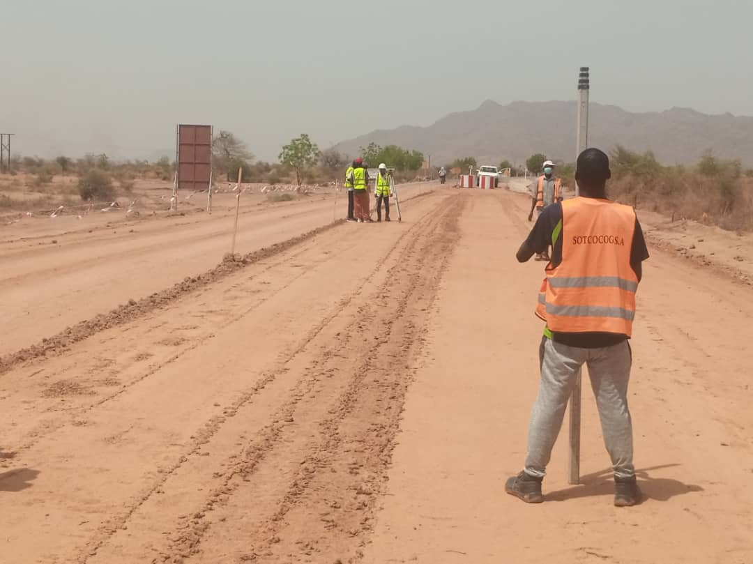 Mora – Dabanga – Kousseri : la section Mora – Tchakamari subie des travaux topographiques sur les ouvrages hydrauliques