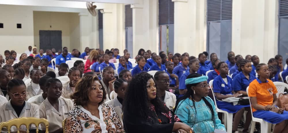 Cameroun : Causerie éducative entre les professionnels des BTP et les jeunes élèves filles du Lycée Général Leclerc, Lycée de Ngoa Ekelle et le Lycée de Nsam-Efoulan
