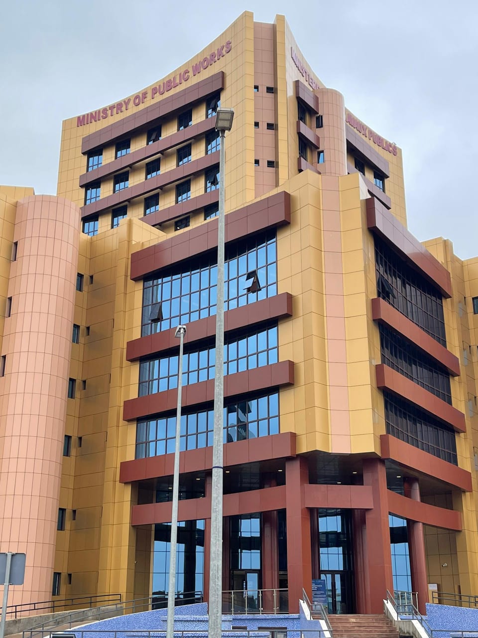 Comment gérer le réseau routier au Cameroun ? Le ministère des Travaux publics repense sa stratégie