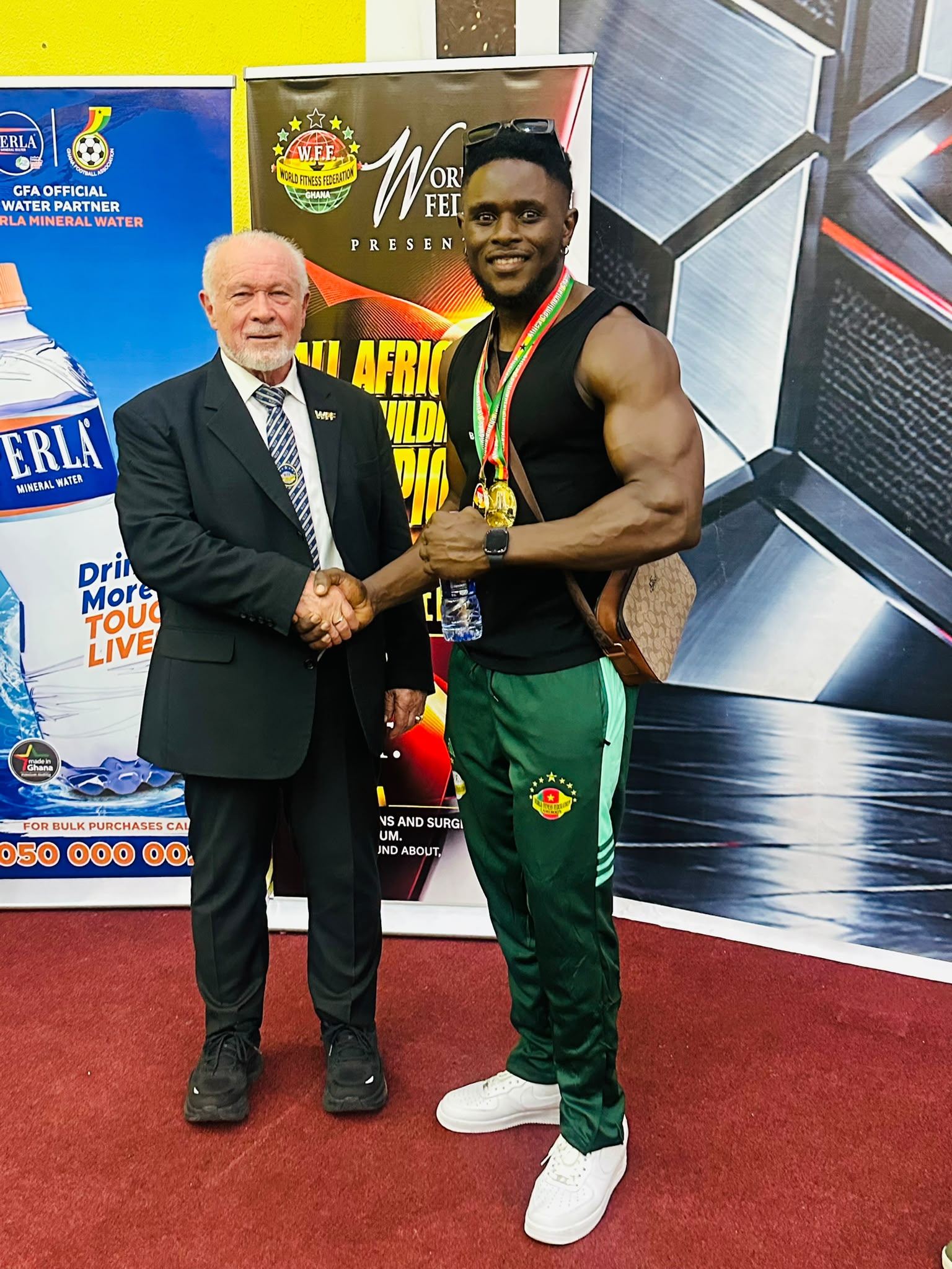 Bodybuilding : Desmond Awa Kan – Quatre médailles au Championnat d’Afrique
